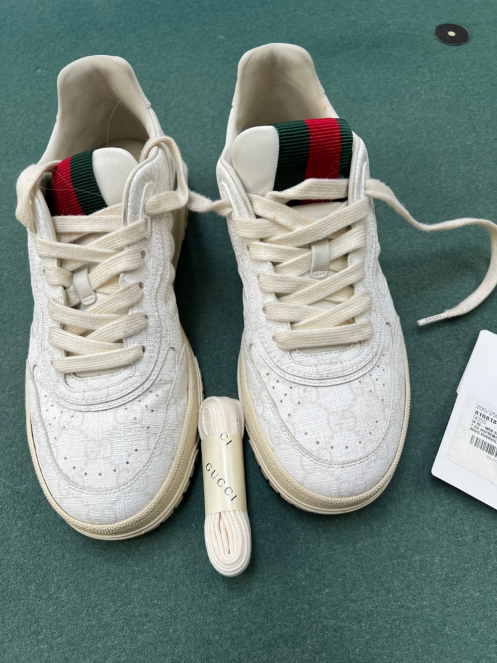 Gucci White Cream Leather Athletic Sneakers with Green & Red Web